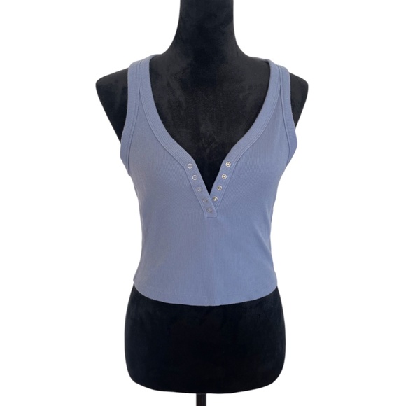 🍀3 for 35- Abercrombie Henley Soft A&F Ribbed Tank - Picture 2 of 4